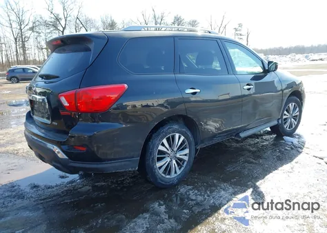 2018 Nissan Pathfinder S z USA, uszkodzony, nr VIN 5N1DR2MM6JC628396